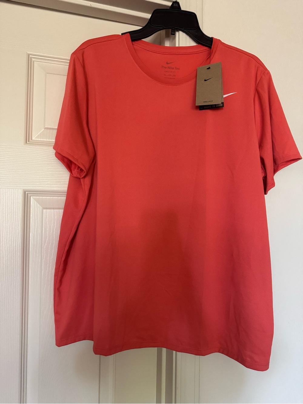 NWT Nike Women’s Short Sleeve Crew Neck Dri - Fit Swoosh Logo Tee Orange 2XL